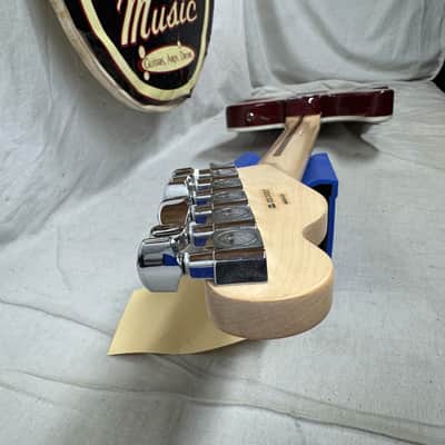 Fender American Deluxe Telecaster Guitar with Case 2008 - Aged Cherry Sunburst / Rosewood fingerboard image 25