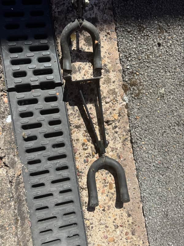 Quick lock , Hercules , other Wall hanger for slatted walls - Black image 1