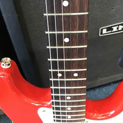 Squier MINI STRATOCASTER LATE 2000’s - RED image 2