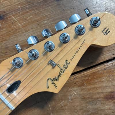 Fender Stratocaster player series 2018 - Butter cream image 3