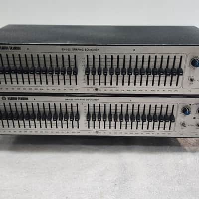 Klark Teknik DN 332 Dual Channel 2/3 Octave Graphic Equaliser image 6