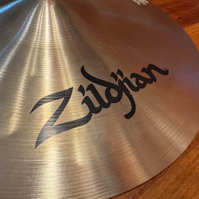 Zildjian 14" A Series New Beat Hi-Hat Cymbals (Pair) 2013 - Present - Traditional image 6
