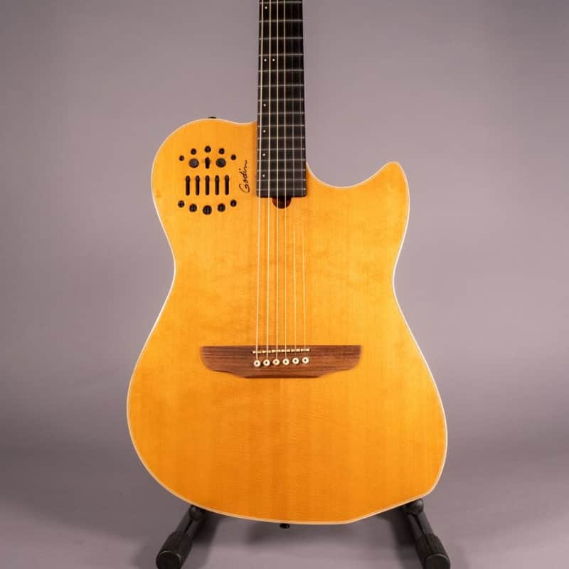 Godin Multiac A6 sa nat