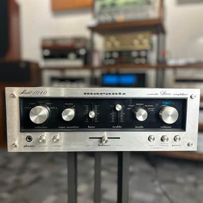 Marantz Model 1040 Vintage HiFi Console Integrated Amplifier image 1