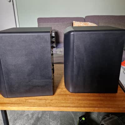 KRK ROKIT 6 STUDIO POWERED MONITOR SPEAKERS PAIR NICE CONDITION image 4