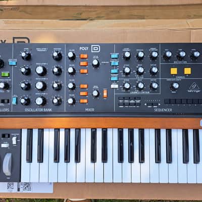 Behringer Poly D Synthesiser (MiniMoog Clone) image 4