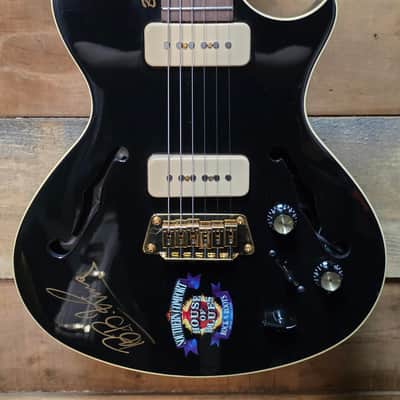 Limited Edition 1998 Gibson USA Blues Hawk Signed by B.B. King w/ Extras image 3