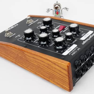 Moog Moogerfooger MF-108M Cluster Flux Effect Pedal + Neuwetig + Garantie image 7