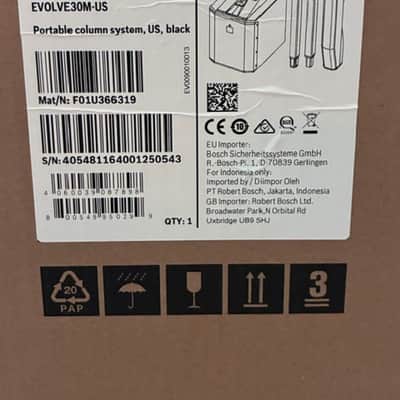 Like New: Electro-Voice Evolve 30M Portable Powered Column Loudspeaker image 3