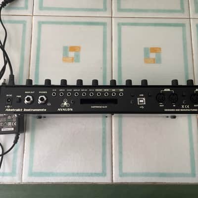Abstrakt Instruments Avalon Analog Bassline TB-303 Synthesizer Rare Black Blue image 12