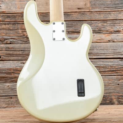 Music Man StingRay Bass LEFTY White 2016 image 9