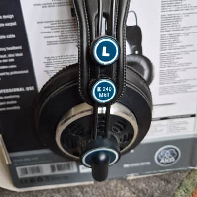 AKG K240 MKII Professional Semi-Open Back Studio Headphones 2010s - Black image 3