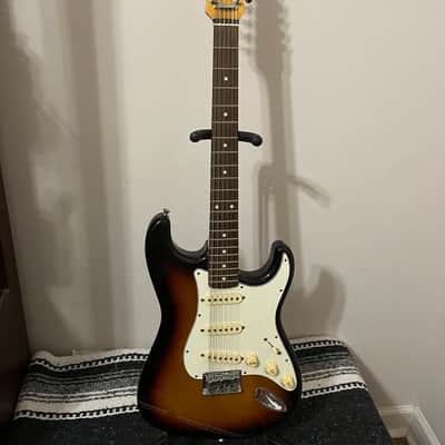 Fender Stratocaster XII 2008 - 3 Tone Sunburst