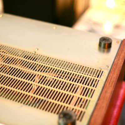 Kenwood KR-9050 1978 - Silver and wood image 13