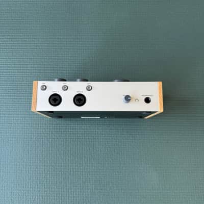 Universal Audio Volt 476 USB-C Audio Interface 2021 - Present - Tan / Gray image 5