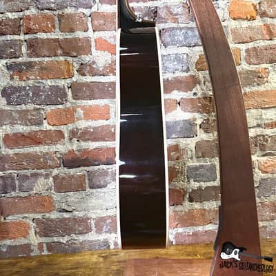 Gibson Acoustic L-00 Standard Acoustic Electric Guitar w/ OHSC (2017 - Sunburst) image 11
