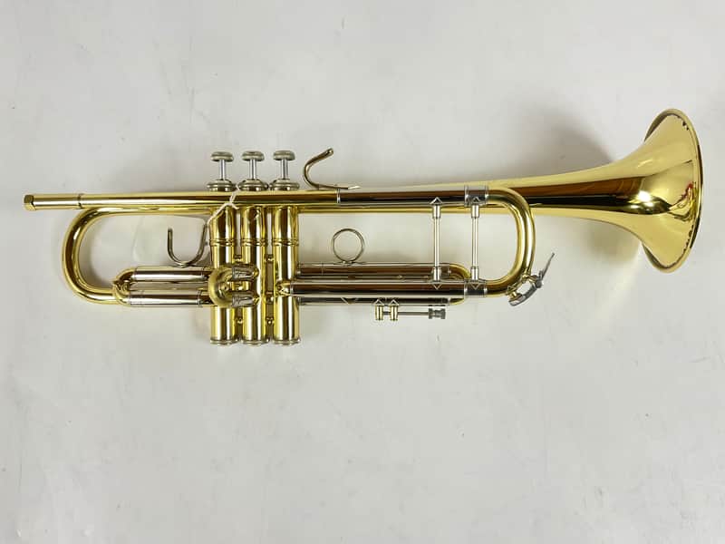 Used Bach 37 Bb Trumpet (SN: 683624) image 1