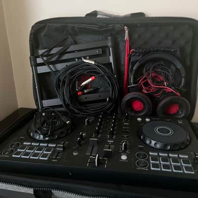 Pioneer DDJ-FLX4 2-Channel DJ Controller + Case + Laptop Stand + RCA to 1/4 10 feet cable + Headphones image 4