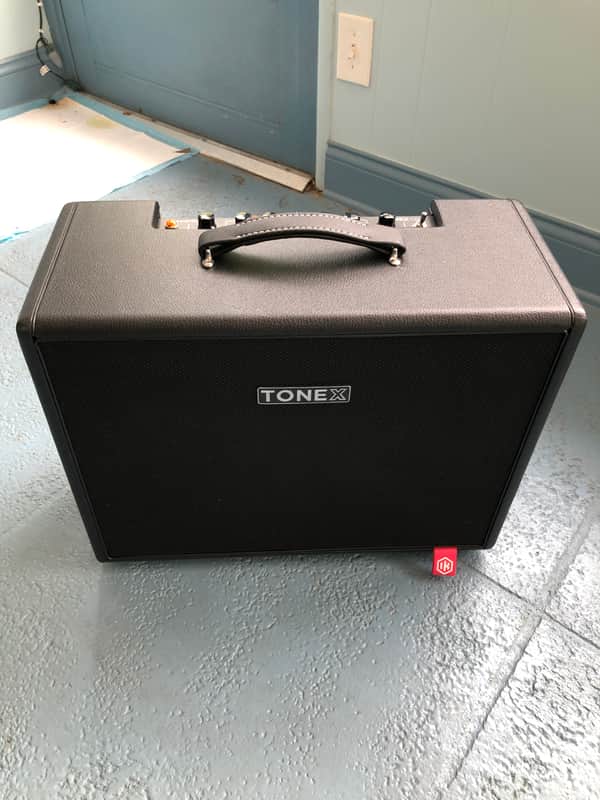 IK Multimedia ToneX cab 350 watt 1x12 image 1