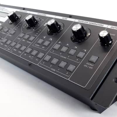 MOOG Slim Phatty Analog Synthesizer Desktop + Neuwertig + OVP + 1,5J Garantie image 3