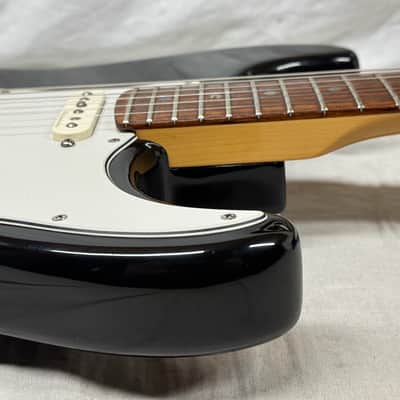 Fender American Deluxe Fat Stratocaster HSS Guitar with Case 2000 - Black / Rosewood fingerboard image 15