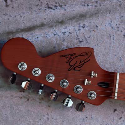 GB Liuteria Traditional Strato semi hollow european walnut relic and resin image 9