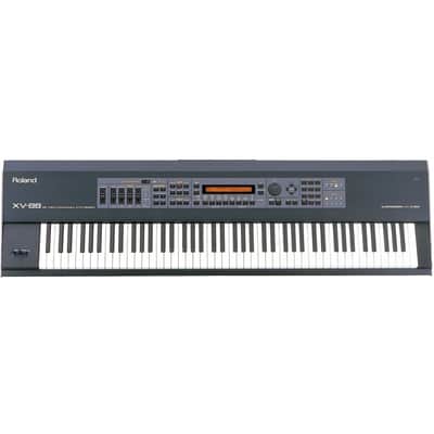 Roland XV-88 128-Voice 88-Key Expandable Digital Synthesizer