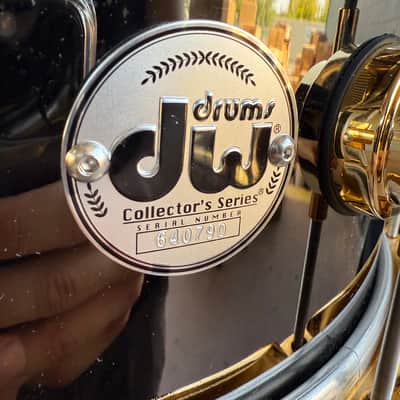 ~BENTLEY'S EXCLUSIVE!~ '1995' DW Collector's Series 6.5x14" Engraved Black Nickel over Brass Snare Drum w/ Gold Hardware (Rm4) image 2