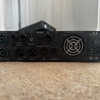 Darkglass Electronics Microtubes 900 V2 900-Watt Bass Amp Head 2021 - Present - Black image 3