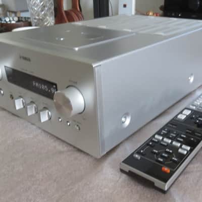 AMPLI-TUNER HIFI YAMAHA R-840 image 2