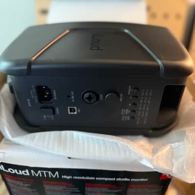 IK Multimedia iLoud MTM 2-Way Active Studio Monitors (Pair) 2010s - Black image 4