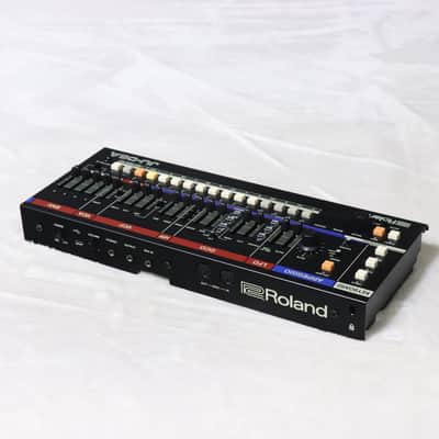 Roland JU-06A Boutique Series Sound Module [B3R0952] (05/25) image 2