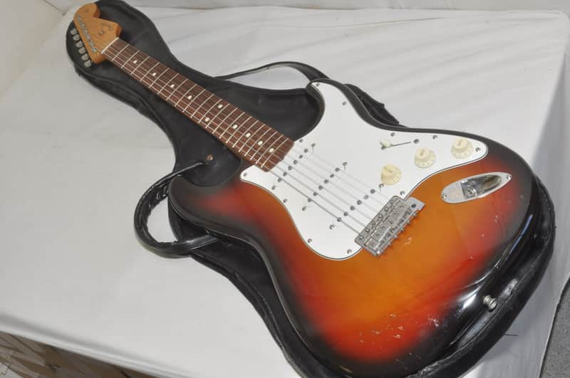 Fender Japan ST62(3TS)'62 StratocasterElectric Guitar Ref. No 7315 image 1