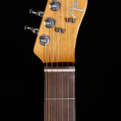 Fender Chrissie Hynde Telecaster Rosewood Fingerboard Ice Blue Metallic (717) image 5