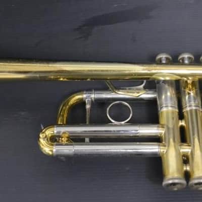 Trompeta Do y Sib Bach Stradivarius 239 CML Corporation en muy buen estado image 2