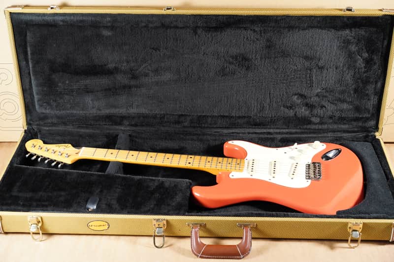 Fender Stratocaster ST-54 Hank Marvin Signature (1996) Made in Japan + Hard Case