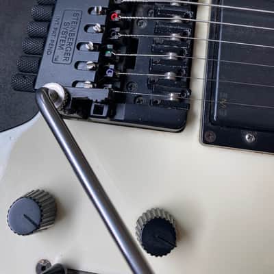 Steinberger GM4T 80s - TransTrem image 10