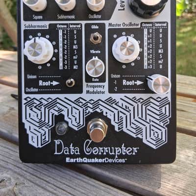 EarthQuaker Devices Data Corrupter Modulated Monophonic