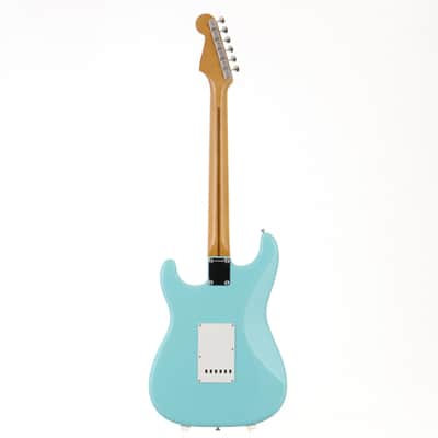 FENDER USA American Vintage II '57 Stratocaster Sea Foam Green [V2442919] (06/17) image 2