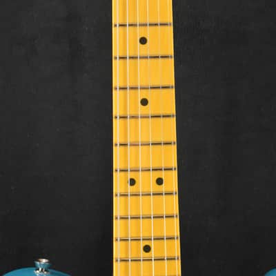 Fender American Professional II Telecaster Miami Blue Maple Fingerboard image 4