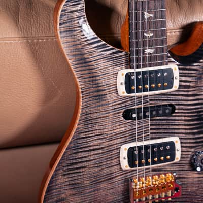 PRS Modern Eagle V 10 Top in Charcoal Burst image 3
