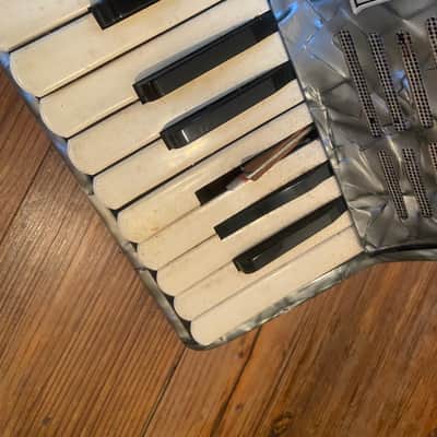 Stanelli  Novice accordion project image 3