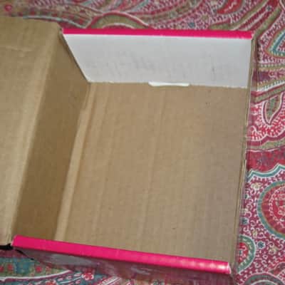 visibly used condition genuine Electro Harmonix EMPTY CARDBOARD BOX +orig Owner's Manual ONLY for EXO Stereo Electric Mistress (NO pedal, NO power supply, NO warranty/registration paperwork) 2010s, OUTER AREAS pink / GRAPHIC black & white, white image 22
