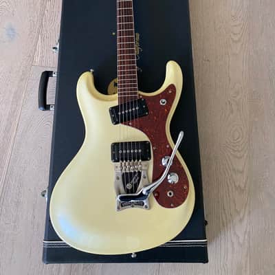 Mosrite The Ventures Model Super Custom '65 Pearl Vibramute Tremolo Japan OHSC MIJ image 18