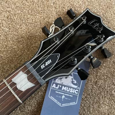 ESP LTD EC-201 2025 - B Stock - Black Gloss image 6