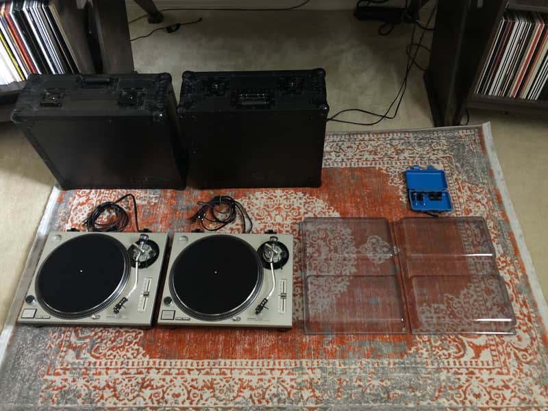 Technics SL-1200 MK2 1979 Silver image 1
