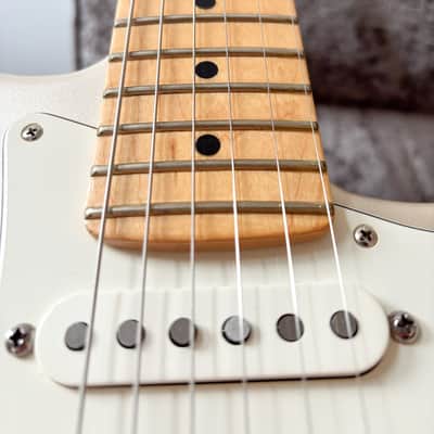 Electric Guitar Fender American Standard 2008 - Blizzard Pearl Maple Neck image 4