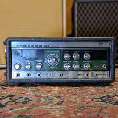 Roland RE-201 Space Echo Tape Delay / Reverb (Serviced) 1974 - 1988 - Black