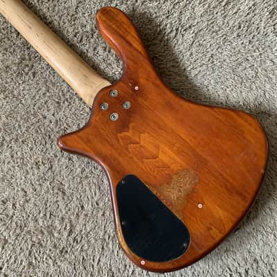Washburn 4 String Electric Bass, Solid Alder Wood Body, Maple Neck, Rosewood 24 Frets Fingerboard image 12