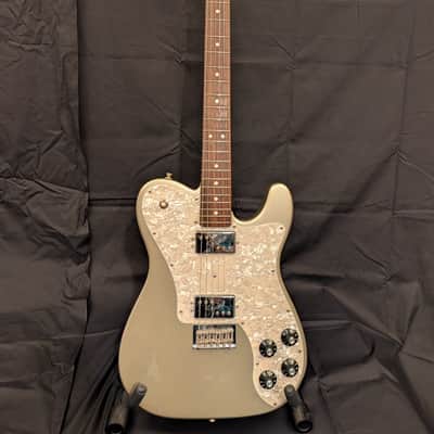 Fender Limited Edition American Professional Telecaster Deluxe with Rosewood Neck 2017 - 2018 - Champagne image 2